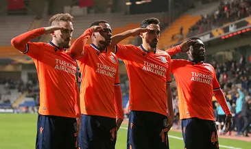 İrfan Can Kahveci'den asker selamı!