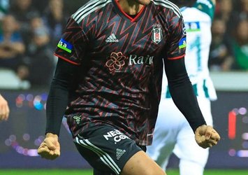 Beşiktaş'ta ayrılık! Süper Lig ekibine gitti