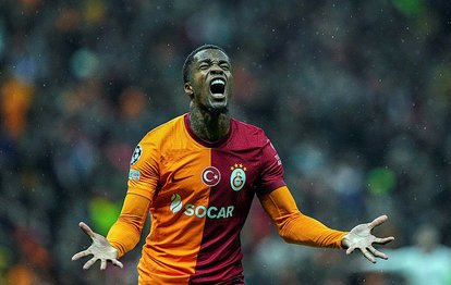 Wilfried Zaha ve Eric Bailly’e büyük şok!