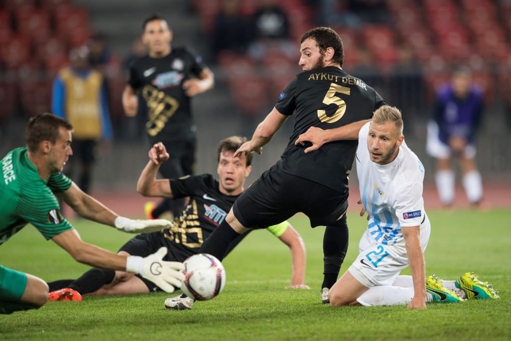 Zürih-Osmanlıspor karşılaşmasından kareler