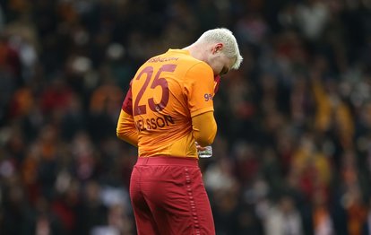 Galatasaray’da Victor Nelsson taraftarın tepkisine dayanamadı!