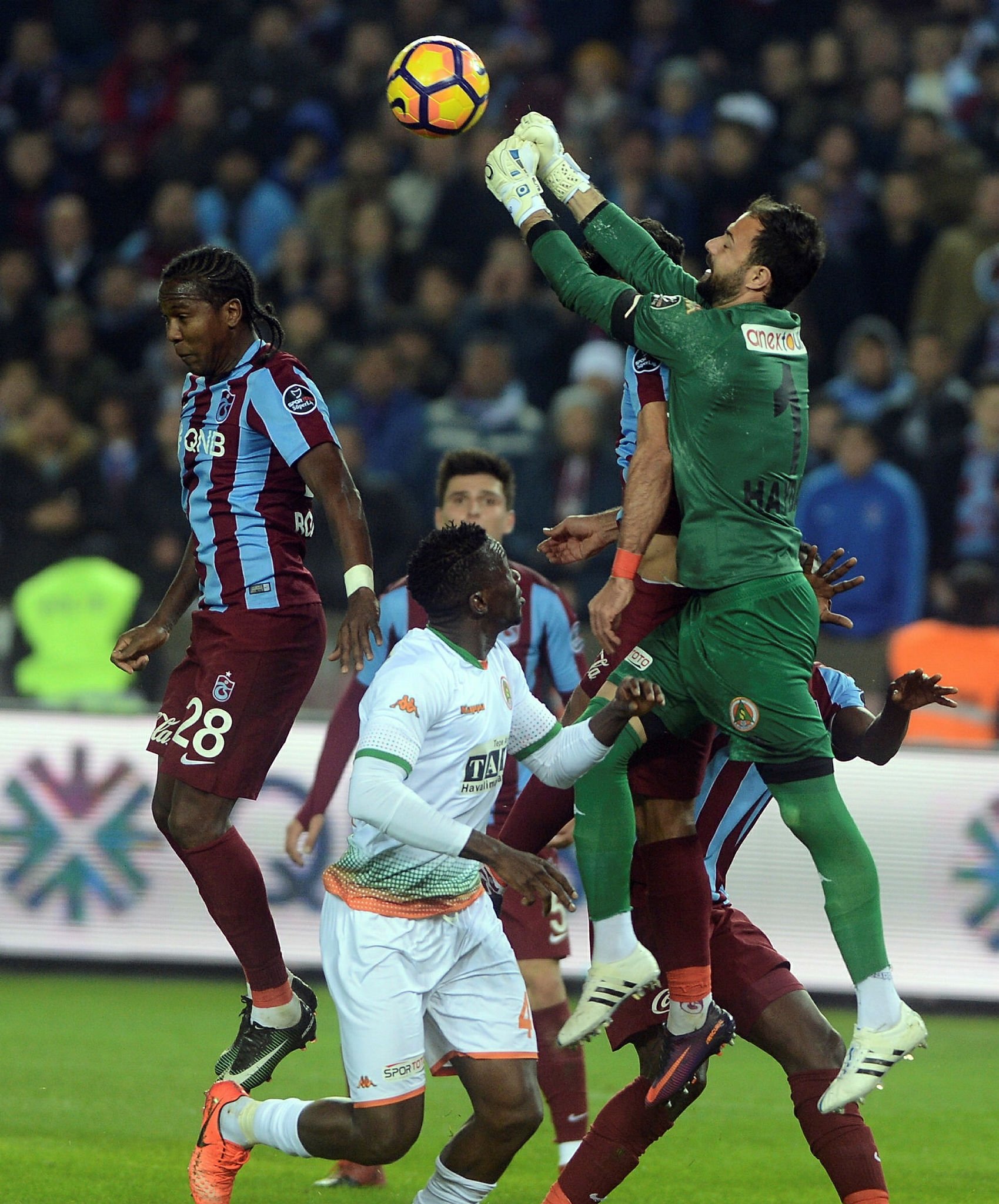 İşte Ligin en iyi kalecisi!