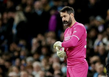 City Scott Carson ile uzattı!