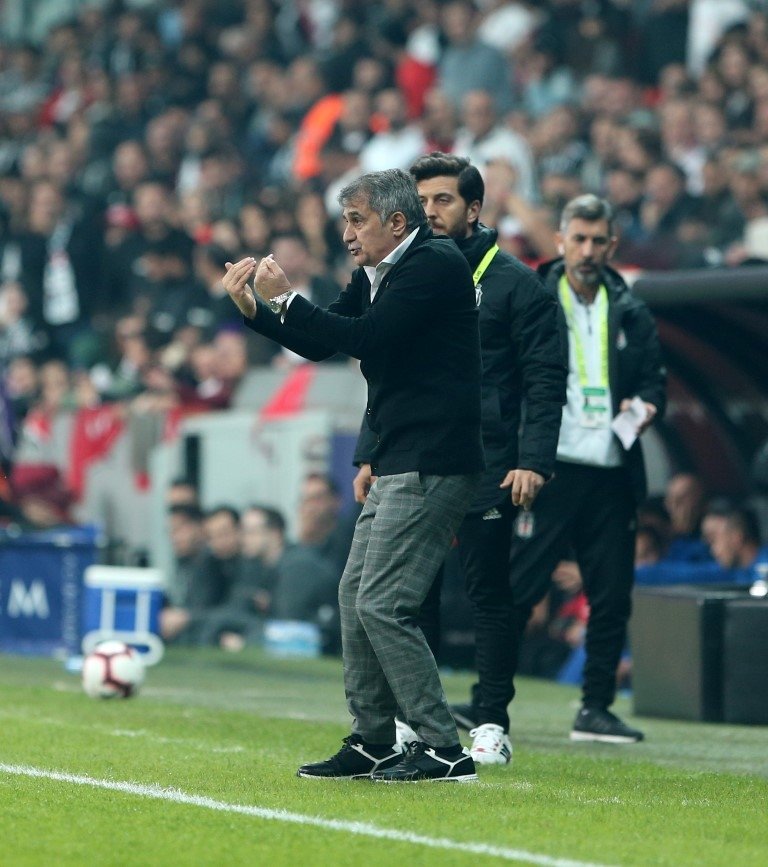 Şenol Güneş’ten oyuncularına uyarı