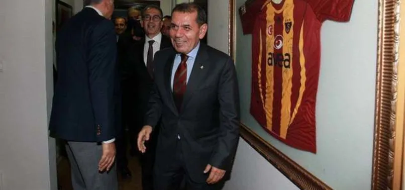 Dursun Özbek'ten Riva ve Florya sunumu
