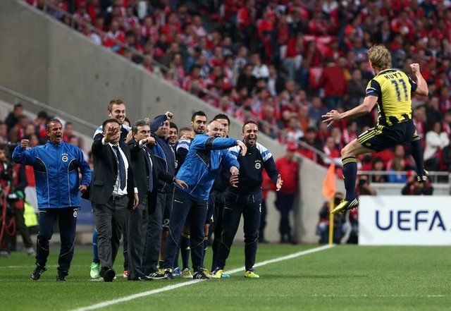 Fenerbahçe, Aykut Kocaman döneminde kimleri transfer etti?