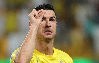 Cristiano Ronaldo Ballon d’Or’u kazanan Lionel Messi ile dalga geçti!