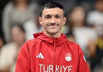 Umut Ünlü dev ödüle aday gösterildi!