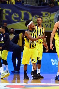 Fenerbahçe, Zalgiris'i mağlup etti
