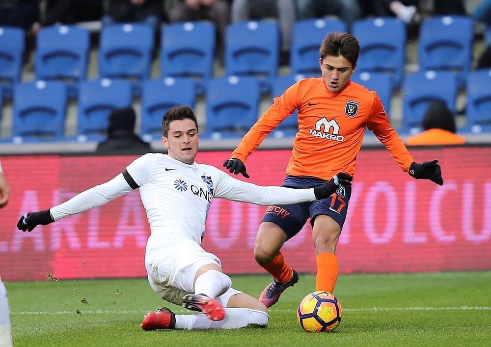 Yıldızlar karmasında hangi futbolcular olacak?