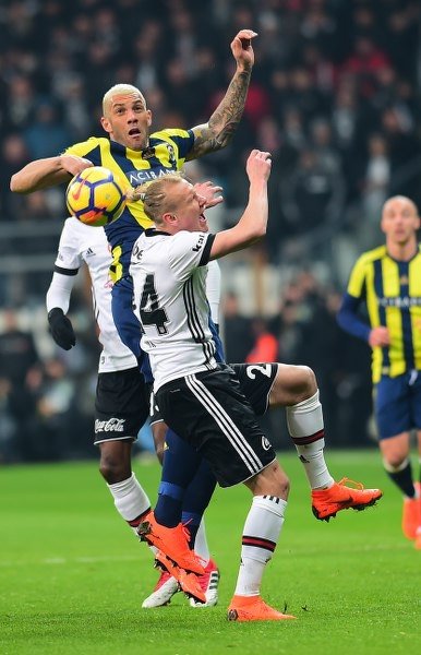 Caner Erkin’den Fenerbahçe taraftarına cevap...