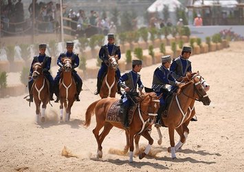 Etnospor'da "Azerbaycan-Karabağ at gösterisi" büyük ilgi gördü!