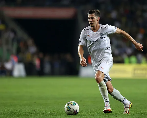 Transfer bombası patlıyor! Fenerbahçeli Miha Zajc Beşiktaş yolunda - 1