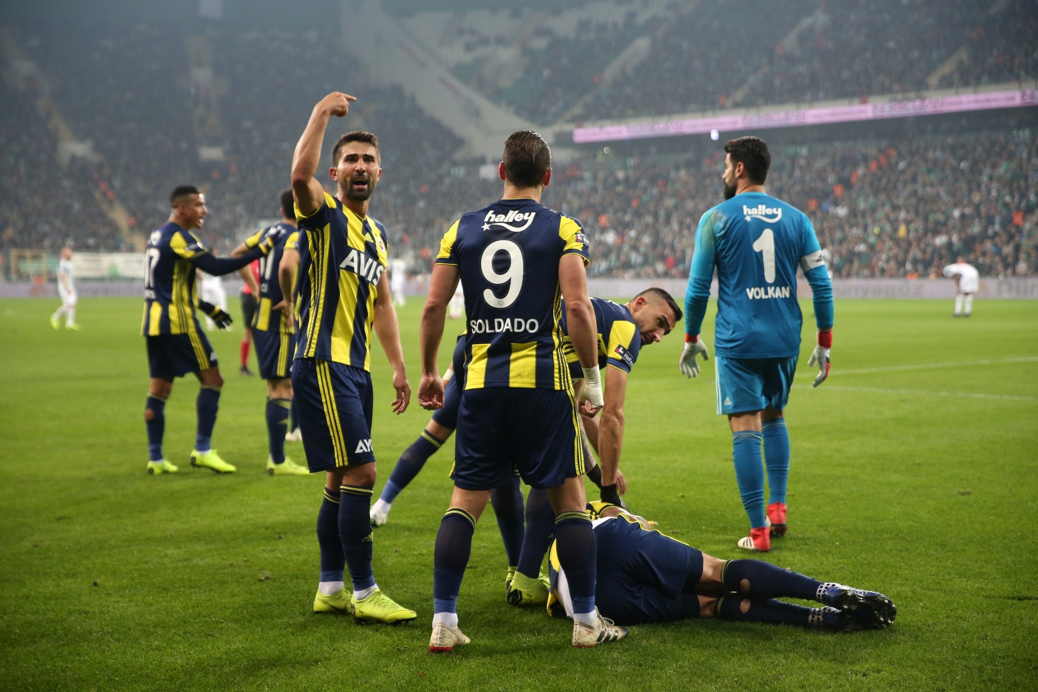 Soldado’dan muhteşem rövaşata! İşte o anlar!