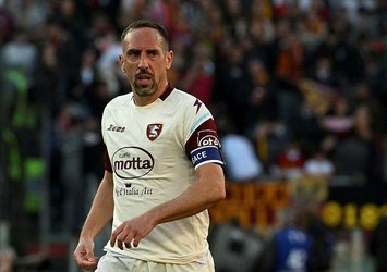 Ribery'den flaş kararı! Futbolu...