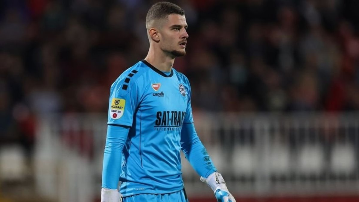 TRANSFER HABERİ - Fenerbahçe’den kaleye sürpriz hamle! Genç file bekçisi listede TRANSFER HABERİ - Fenerbahçe’den kaleye sürpriz hamle! Genç file bekçisi listede