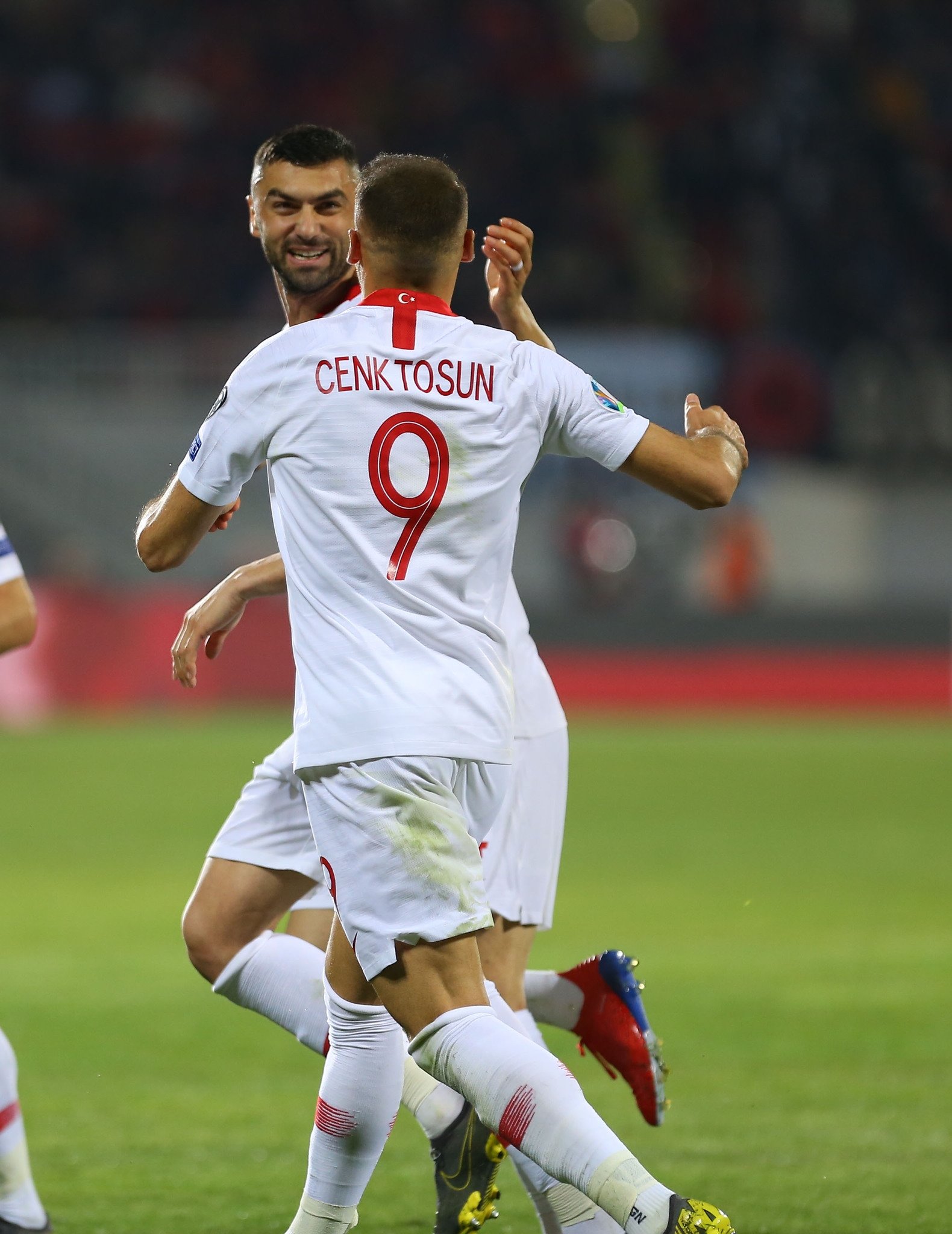 Usta yazarlar Arnavutluk - Türkiye maçını değerlendirdi!