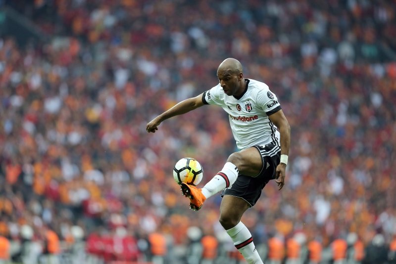 Ryan Babel dönüyor mu?