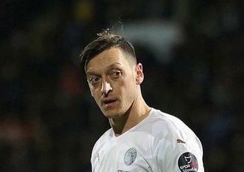 Mesut Özil için övgü dolu sözler!