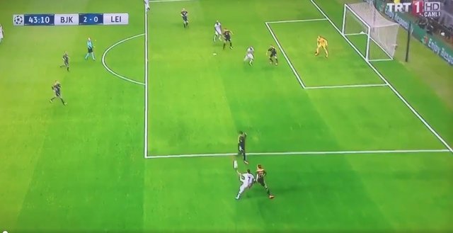 Talisca ile Quaresma sosyal medyayı salladı!