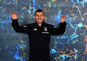 Medel: Beni kimler istedi ama gitmedim