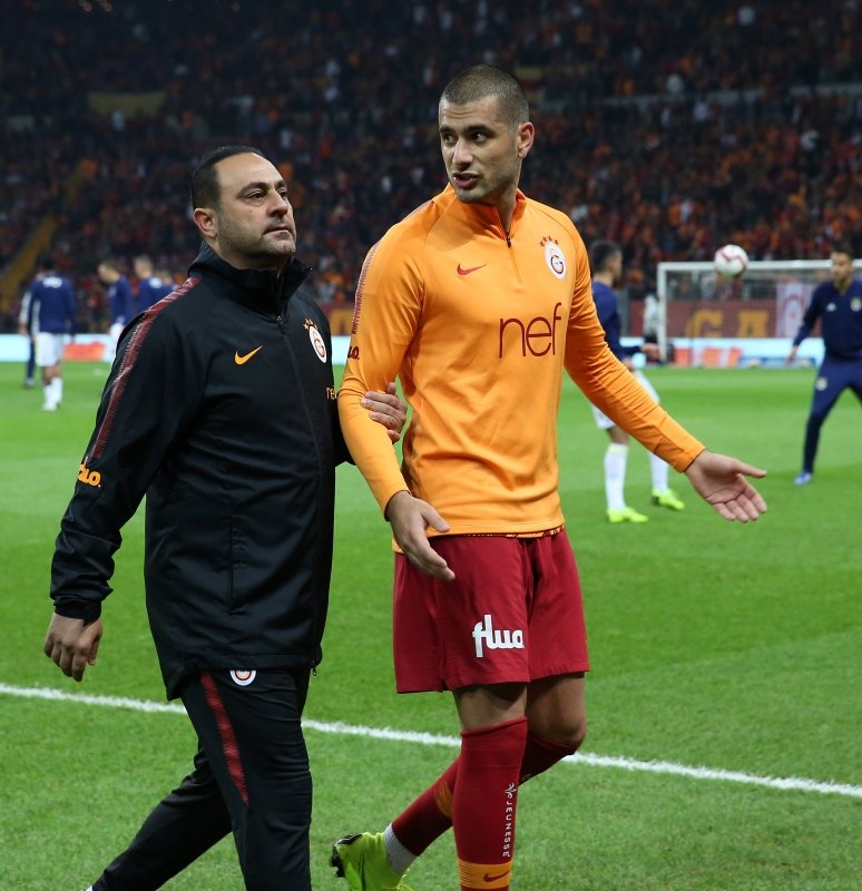 Galatasaray’da Fatih Terim Eren Derdiyok’u sildi!