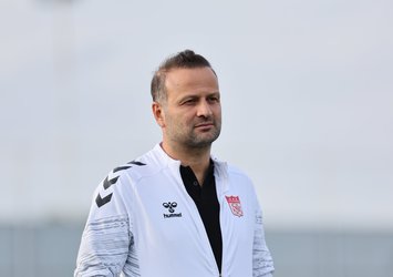 Sivasspor’da maç sonu flaş ayrılık!