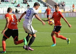 Adanaspor'a puanı Roni getirdi