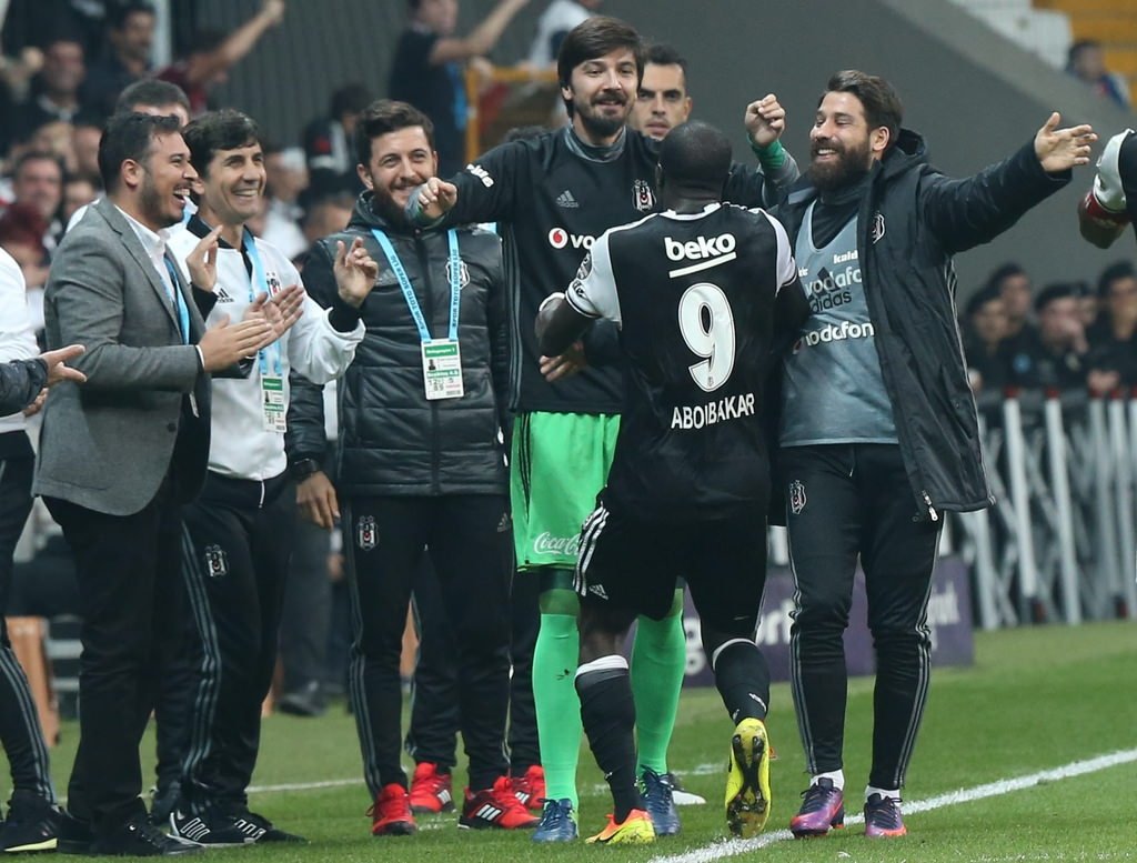 Caner Erkin sezonu kapattı