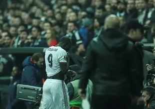 Vodafone Arena'da büyük şok!