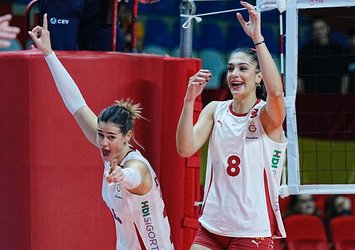 G.Saray 4'lü final turuna yükseldi!