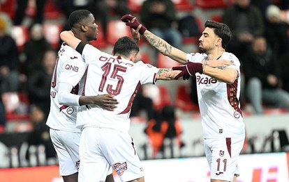 Trabzonspor deplasmanda Zecorner Kayserispor’u 3 golle geçti! İşte maçın özeti