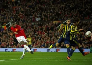 Fenerbahçe, Manchester United karşısında ezildi