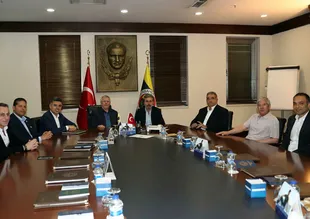 Fenerbahçe, Aykut Kocaman'ı açıkladı