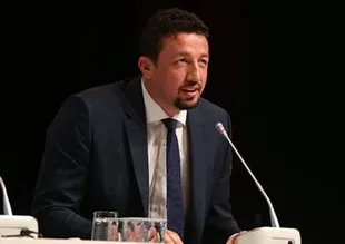 Hidayet Türkoğlu, TBF'deki görevinden ayrıldı