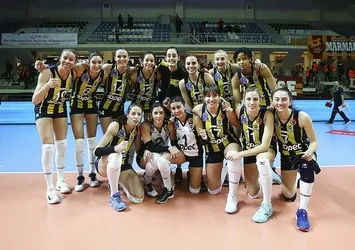 Fenerbahçe Opet set vermedi
