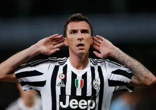 Mario Mandzukic geliyor!