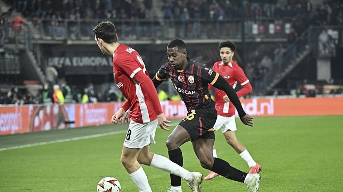 Galatasaray-AZ Alkmaar maçı öncesi kar uyarısı! Akıllara o mücadele geldi Galatasaray-AZ Alkmaar maçı öncesi kar uyarısı! Akıllara o mücadele geldi