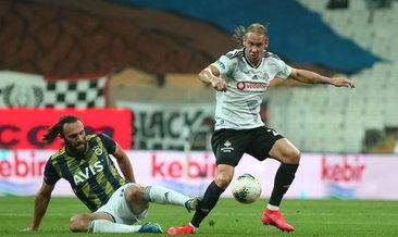 Muriqi'nin gördüğü kırmızı kart doğru mu? Toroğlu açıkladı