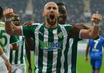 Göztepe'den Bursasporlu 2 isme kanca