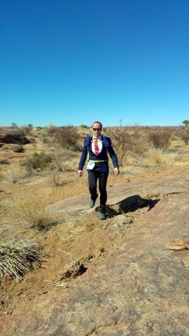 Takım elbiseli koşucu, Malatya’nın gururu oldu