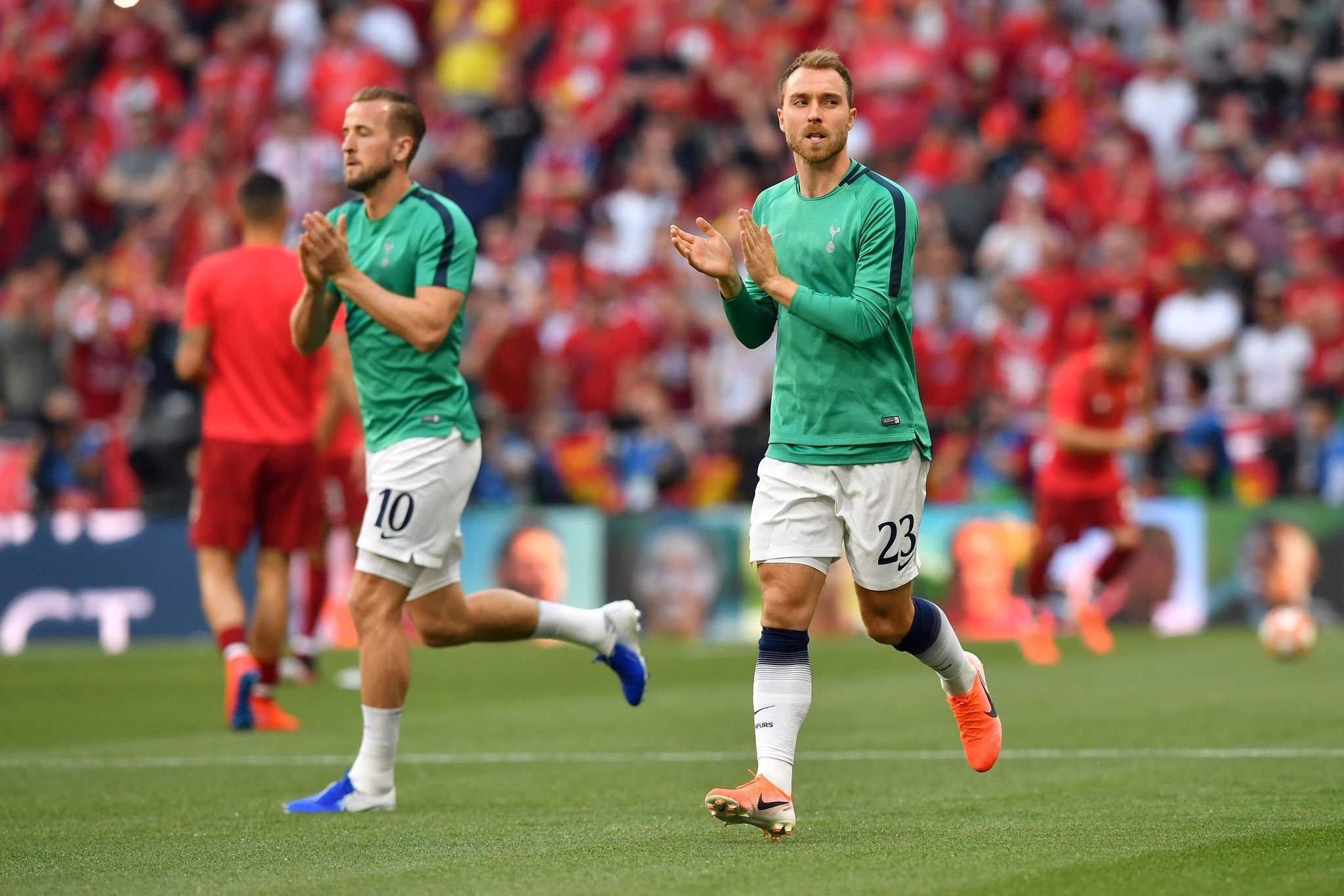 Tottenham Liverpool maçından kareler