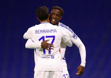 Zaha Beşiktaş maçında oynayacak mı? Hocası açıkladı