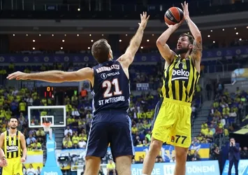 Fenerbahçe son saniyede yıkıldı