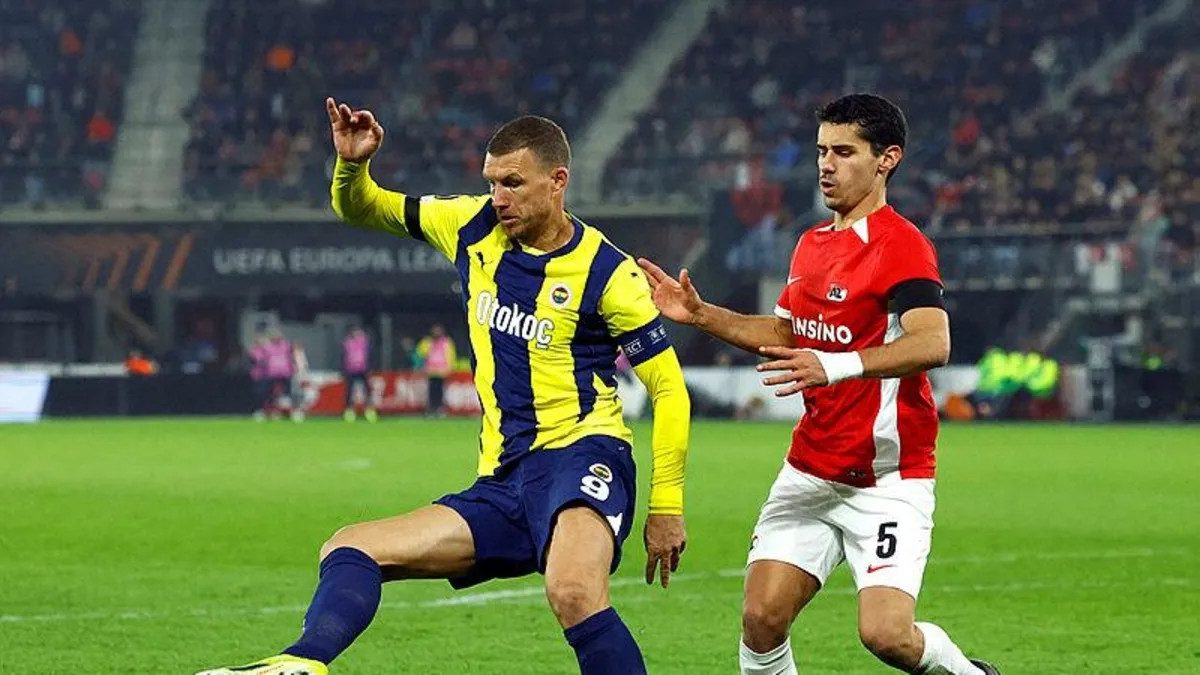 AZ Alkmaar 3-1 Fenerbahçe (MAÇ SONUCU - ÖZET)