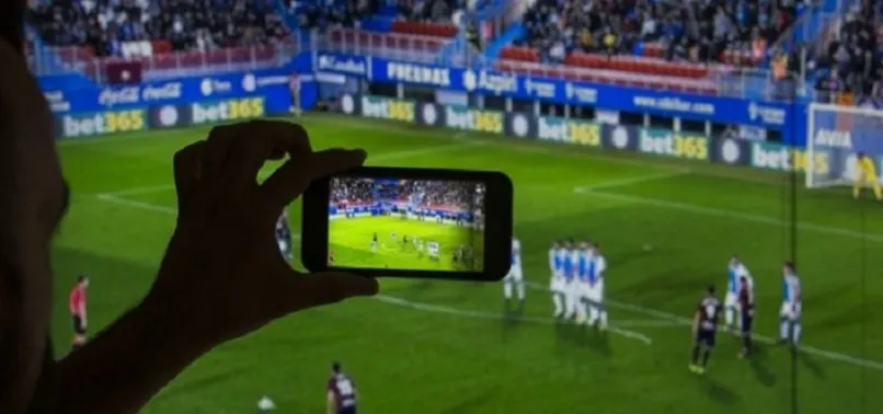 Periscope’a ‘futbol’ engeli