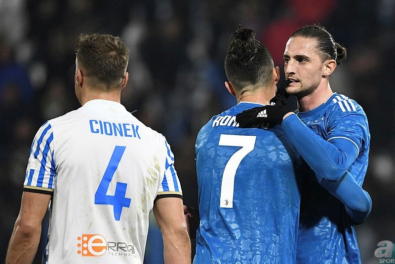 Büyük fedakarlık! Cristiano Ronaldo servet bıraktı...