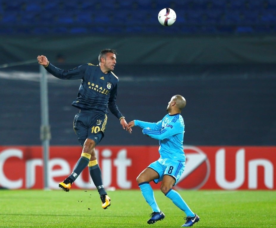 Feyenoord - Fenerbahçe mücadelesinden kareler