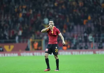 Emre Akbaba 11’e