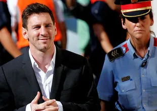 Messi'ye 21 aylık hapis cezası!
